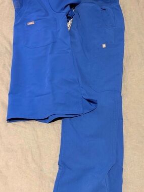 Figs Women's Cobalt Blue Cargo Scrub Set